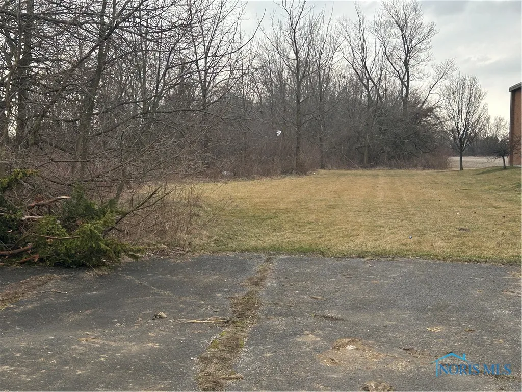 3736 Navarre Avenue, Oregon, Ohio 43616, ,Land,For Sale,Navarre,6112262