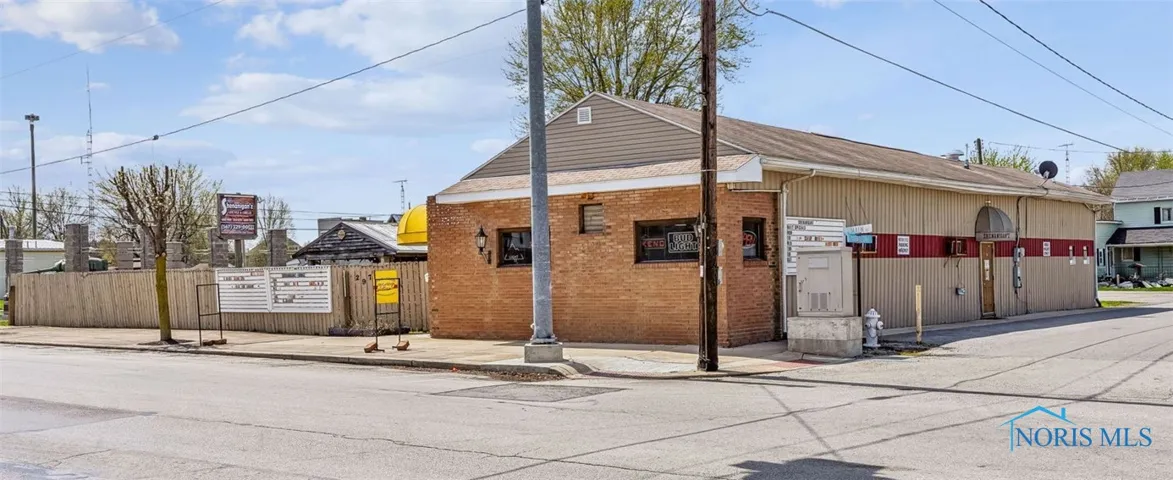 297 N Main Street, Dunkirk, Ohio 45836, ,Commercial Sale,For Sale,Main,6114070