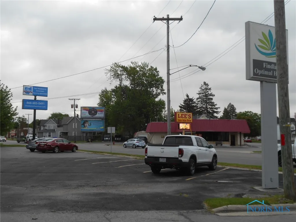 402 Tiffin Avenue, Findlay, Ohio 45840, ,Commercial Lease,For Rent,Tiffin,6114930