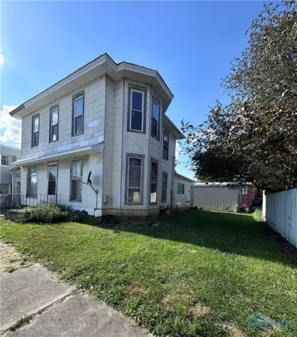 104 E Saffel Street, Sycamore, Ohio 44882, ,Residential Income,For Sale,Saffell,6116587