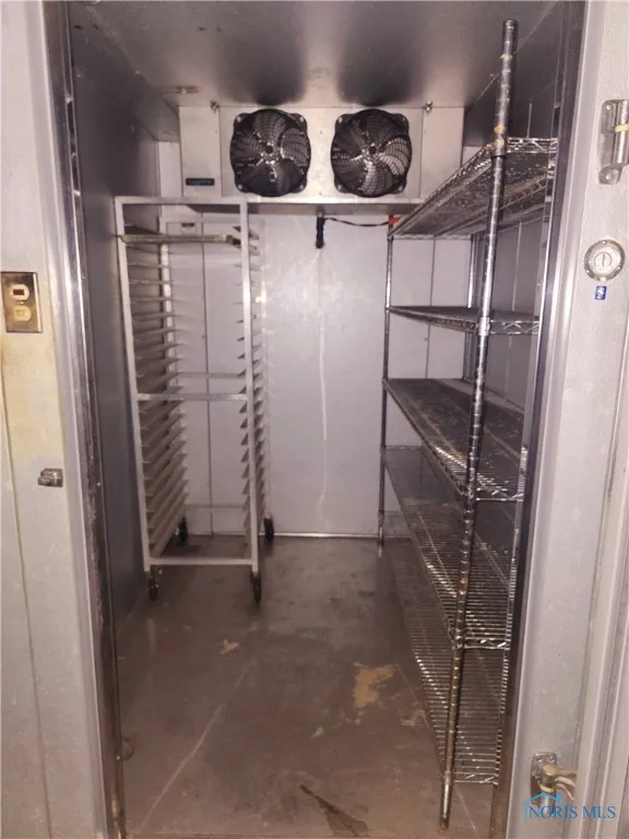118 E Findlay Street, Carey, Ohio 43316, ,Commercial Sale,For Sale,Findlay,6117345