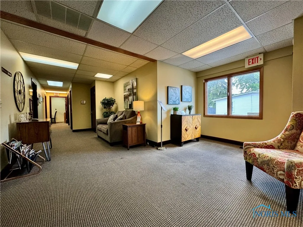 912 E 2nd Street, Defiance, Ohio 43512, ,Commercial Lease,For Rent,2nd,6118093