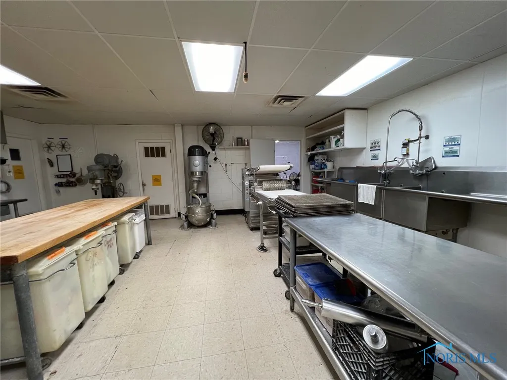 119 W Johnson Street, Upper Sandusky, Ohio 43351, ,Commercial Sale,For Sale,Johnson,6118913