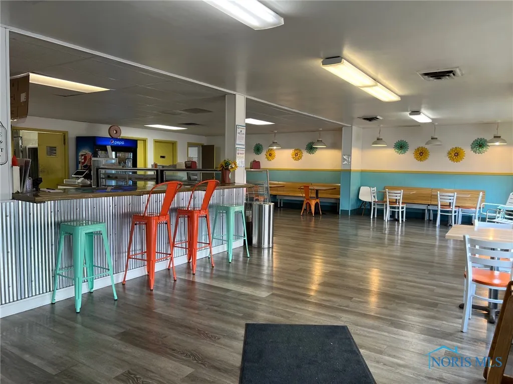 119 W Johnson Street, Upper Sandusky, Ohio 43351, ,Commercial Sale,For Sale,Johnson,6118913