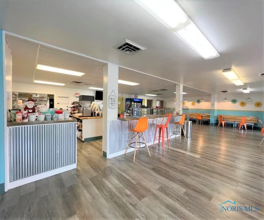 119 W Johnson Street, Upper Sandusky, Ohio 43351, ,Commercial Sale,For Sale,Johnson,6118913