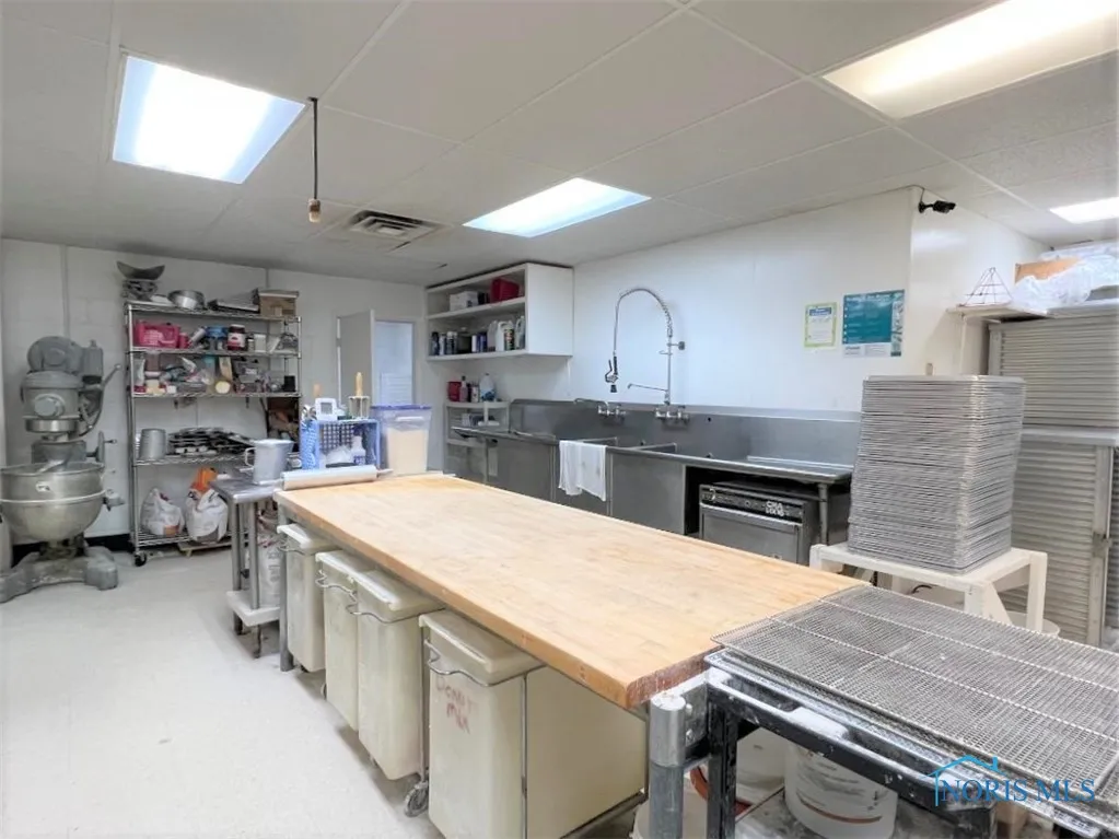 119 W Johnson Street, Upper Sandusky, Ohio 43351, ,Commercial Sale,For Sale,Johnson,6118913