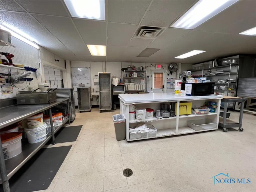 119 W Johnson Street, Upper Sandusky, Ohio 43351, ,Commercial Sale,For Sale,Johnson,6118913