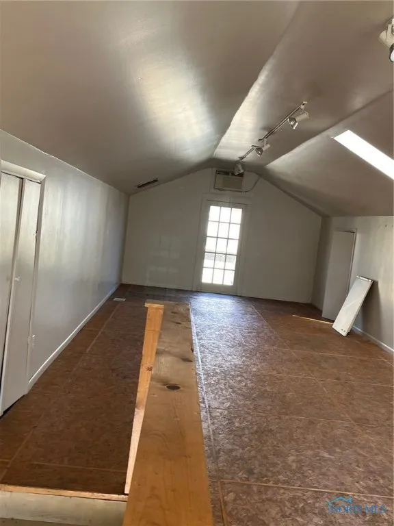 114 W Indiana Avenue, Perrysburg, Ohio 43551, ,Commercial Sale,For Sale,Indiana,6120703