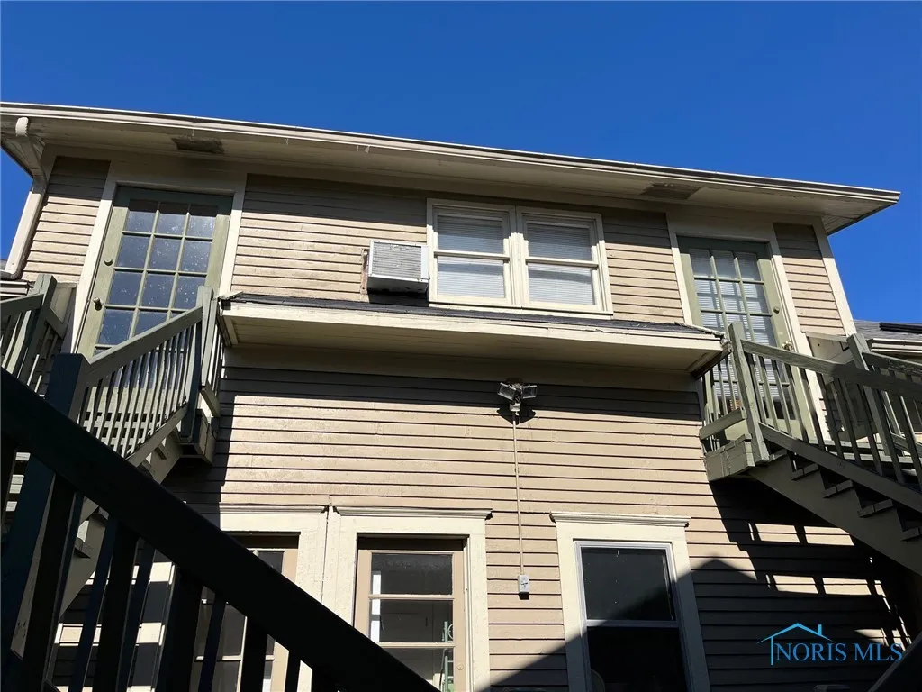 114 W Indiana Avenue, Perrysburg, Ohio 43551, ,Commercial Sale,For Sale,Indiana,6120703