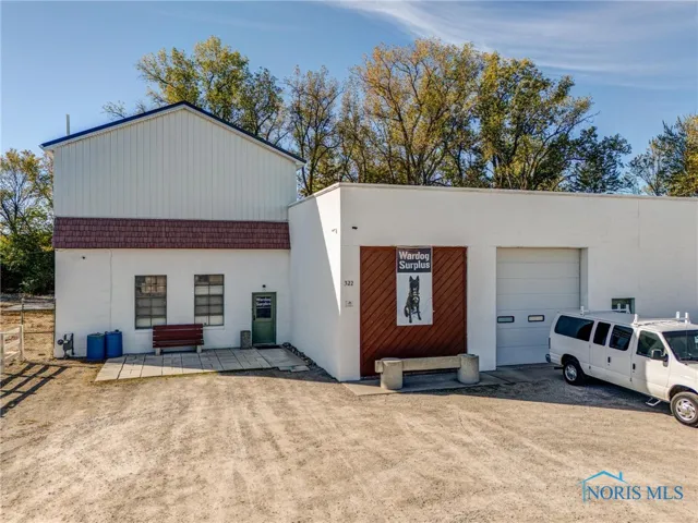 322 Illinois Avenue, Maumee, Ohio 43537, ,Commercial Sale,For Sale,Illinois,6121775