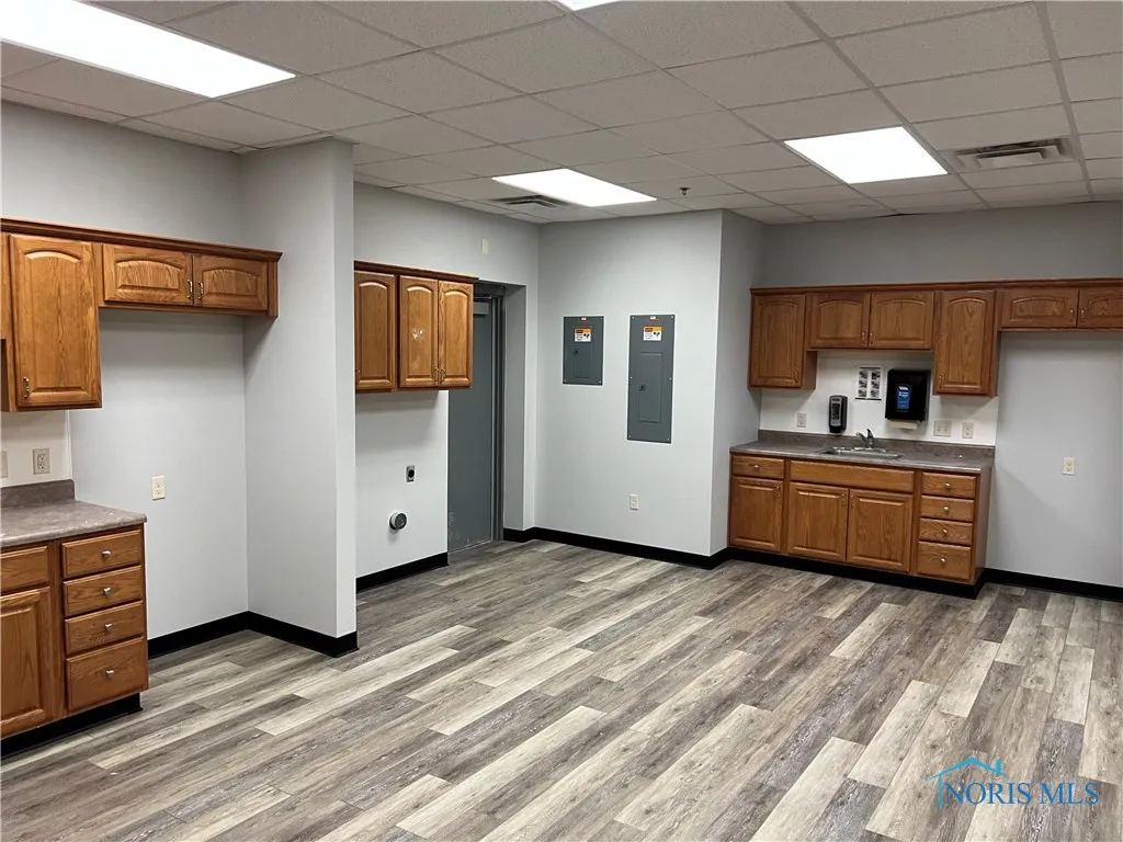 7430 Timberstone Drive 122, Findlay, Ohio 45840, ,Commercial Lease,For Rent,Timberstone,6122346