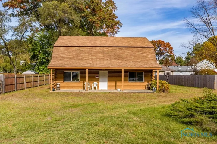 4832 Alexis Road, Sylvania, Ohio 43560, 3 Bedrooms Bedrooms, 6 Rooms Rooms,1 BathroomBathrooms,Residential,For Sale,Alexis,6122499