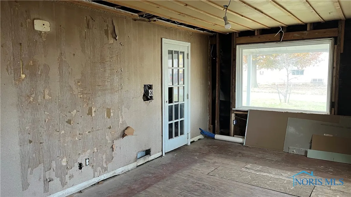 221 W Jackson Street, Paulding, Ohio 45879, ,Residential Income,For Sale,Jackson,6122769