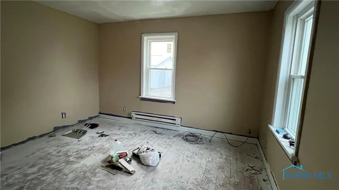 221 W Jackson Street, Paulding, Ohio 45879, ,Residential Income,For Sale,Jackson,6122769