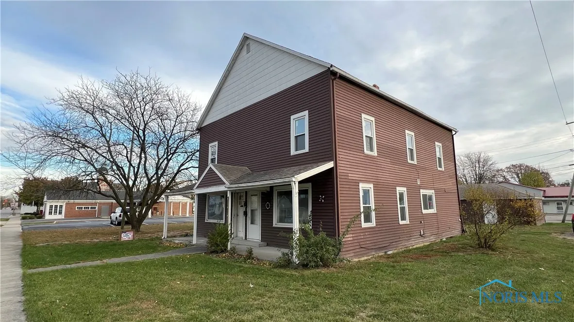 221 W Jackson Street, Paulding, Ohio 45879, ,Residential Income,For Sale,Jackson,6122769