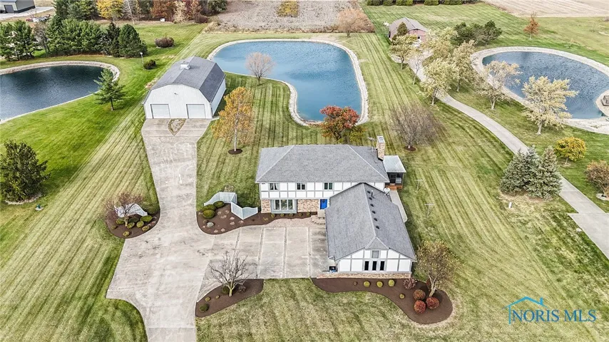 7733 Brown Road, Curtice, Ohio 43412, 4 Bedrooms Bedrooms, 11 Rooms Rooms,3 BathroomsBathrooms,Residential,For Sale,Brown,6122834