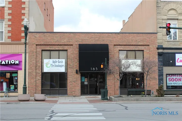 165 N Main Street 1, Bowling Green, Ohio 43402, ,Commercial Sale,For Sale,Main,6123844