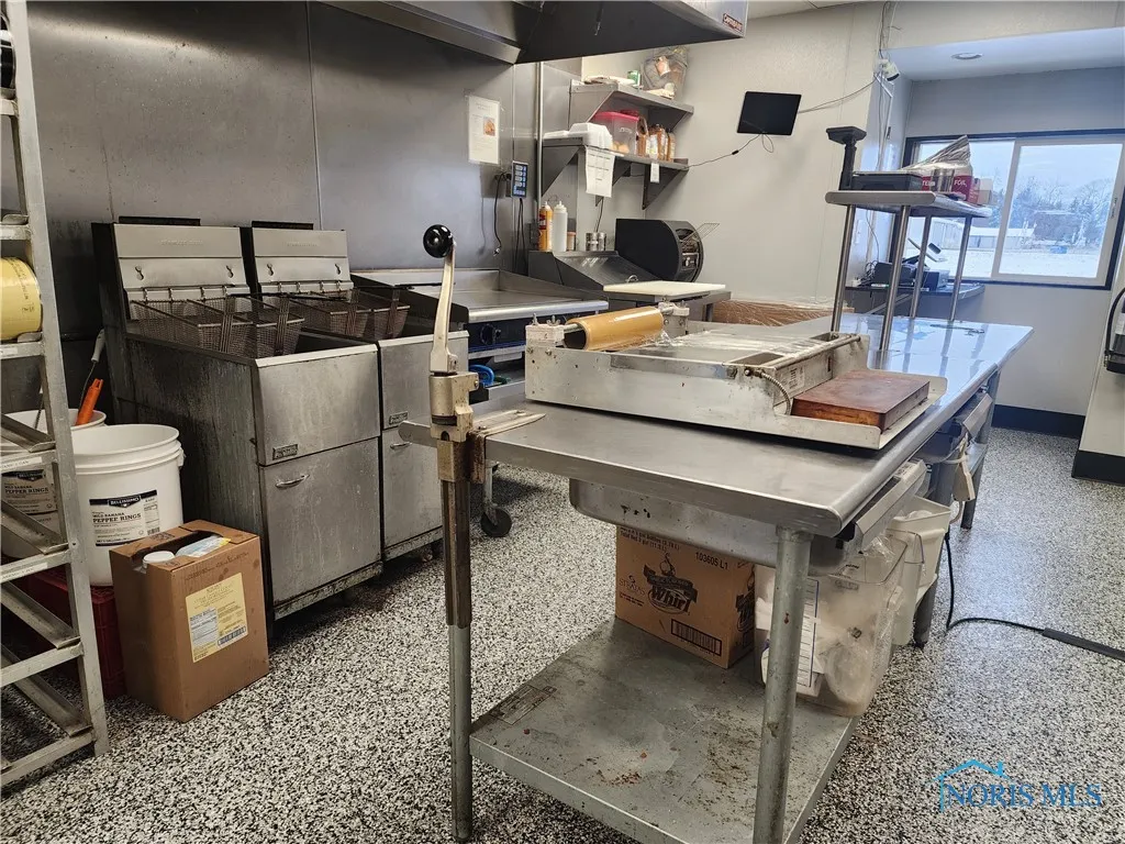 601 N State Street, Pioneer, Ohio 43554, ,Commercial Sale,For Sale,State,6124366