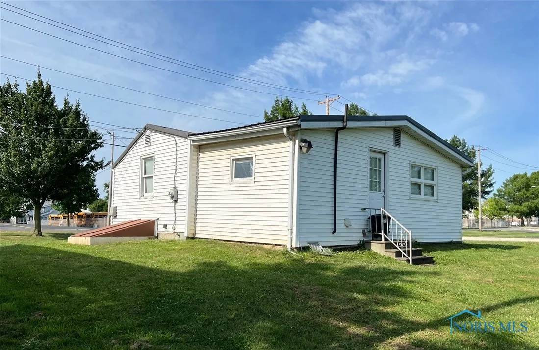 386 W Finley Street, Upper Sandusky, Ohio 43351, 1 Bedroom Bedrooms, 3 Rooms Rooms,1 BathroomBathrooms,Residential,For Sale,Finley,6124827