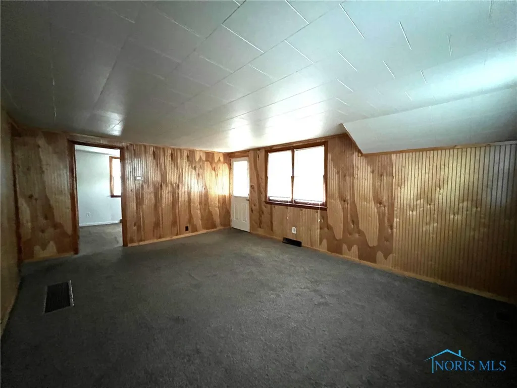 386 W Finley Street, Upper Sandusky, Ohio 43351, 1 Bedroom Bedrooms, 3 Rooms Rooms,1 BathroomBathrooms,Residential,For Sale,Finley,6124827