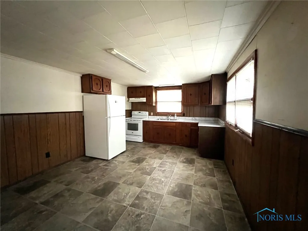 386 W Finley Street, Upper Sandusky, Ohio 43351, 1 Bedroom Bedrooms, 3 Rooms Rooms,1 BathroomBathrooms,Residential,For Sale,Finley,6124827