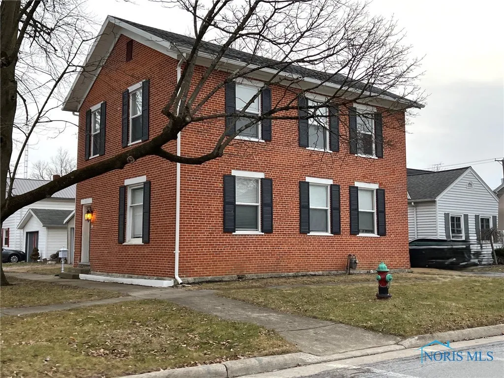 334 N 4th Street, Upper Sandusky, Ohio 43351, 3 Bedrooms Bedrooms, 7 Rooms Rooms,3 BathroomsBathrooms,Residential,For Sale,4th,6124865