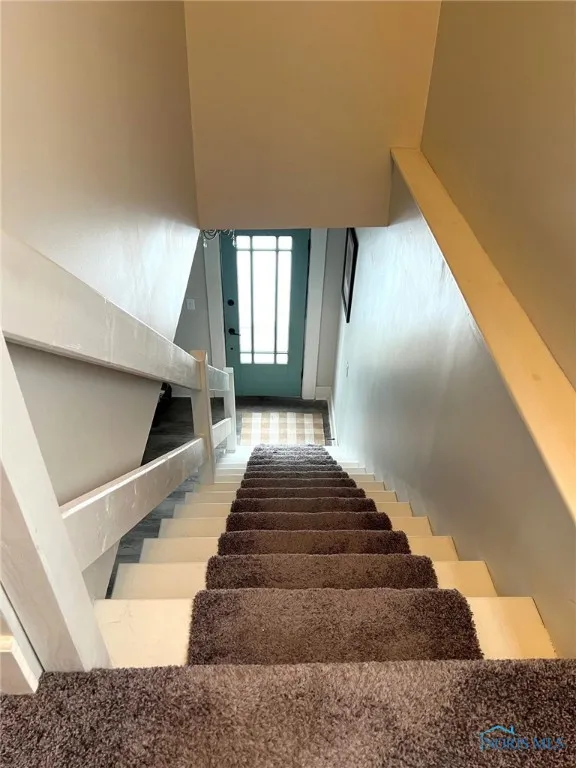 334 N 4th Street, Upper Sandusky, Ohio 43351, 3 Bedrooms Bedrooms, 7 Rooms Rooms,3 BathroomsBathrooms,Residential,For Sale,4th,6124865