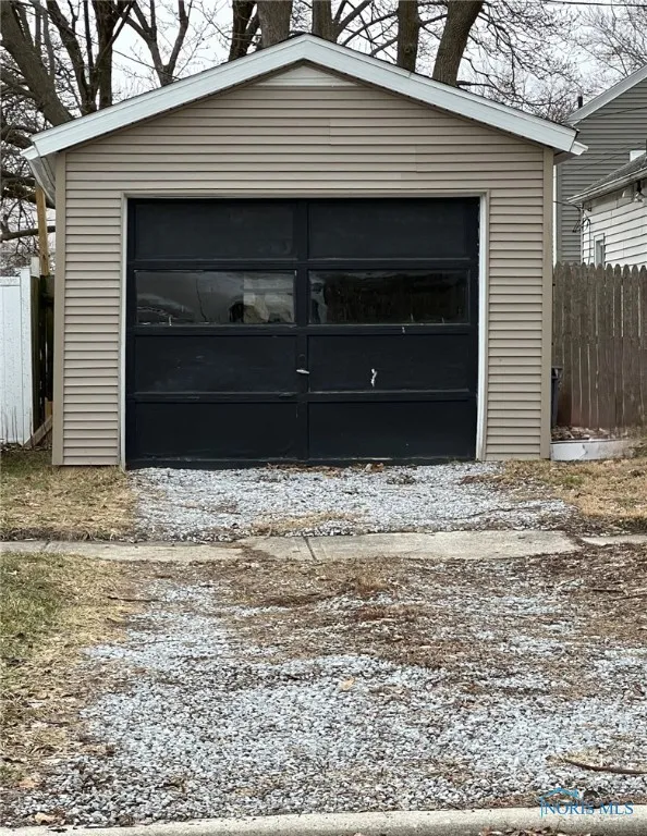 334 N 4th Street, Upper Sandusky, Ohio 43351, 3 Bedrooms Bedrooms, 7 Rooms Rooms,3 BathroomsBathrooms,Residential,For Sale,4th,6124865