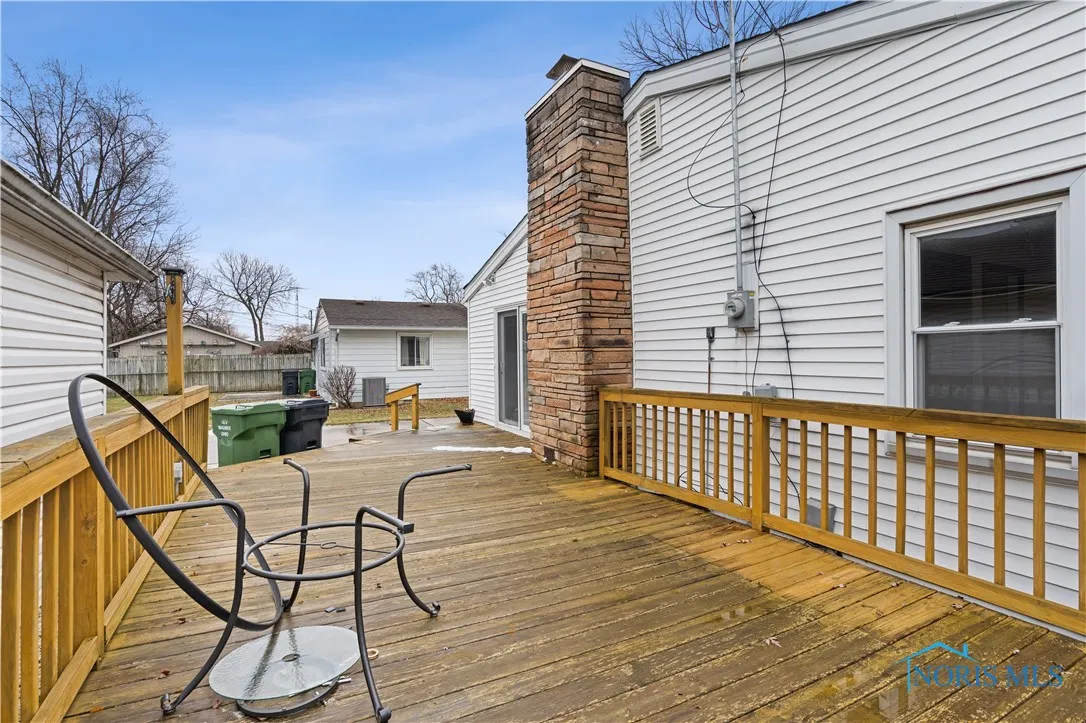 1466 Wilderness Drive, Maumee, Ohio 43537, 3 Bedrooms Bedrooms, 8 Rooms Rooms,2 BathroomsBathrooms,Residential,For Sale,Wilderness,6124892