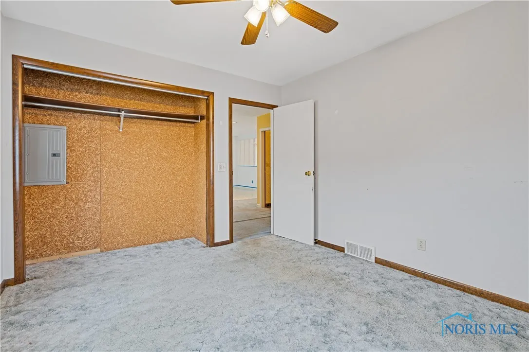 1466 Wilderness Drive, Maumee, Ohio 43537, 3 Bedrooms Bedrooms, 8 Rooms Rooms,2 BathroomsBathrooms,Residential,For Sale,Wilderness,6124892