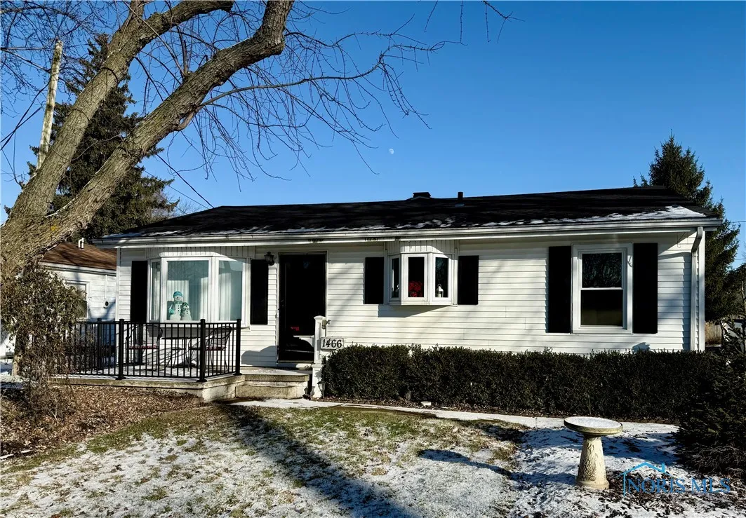 1466 Wilderness Drive, Maumee, Ohio 43537, 3 Bedrooms Bedrooms, 8 Rooms Rooms,2 BathroomsBathrooms,Residential,For Sale,Wilderness,6124892