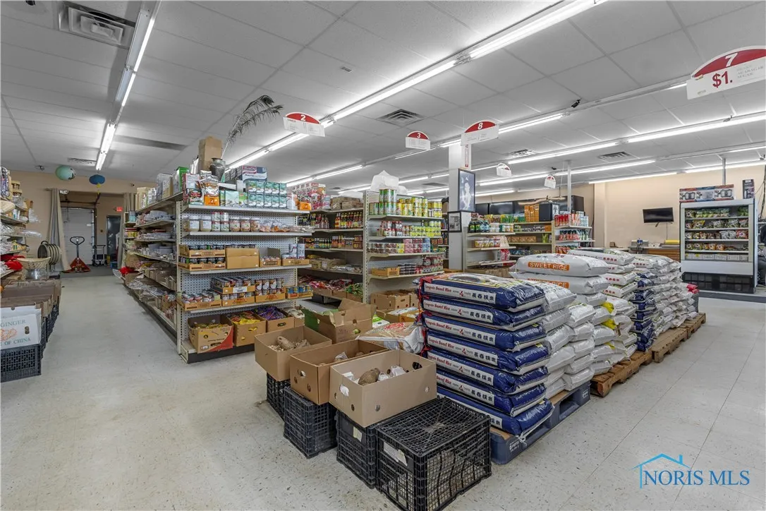 1101 N Mccord Road, Toledo, Ohio 43615, ,Commercial Sale,For Sale,Mccord,6125545