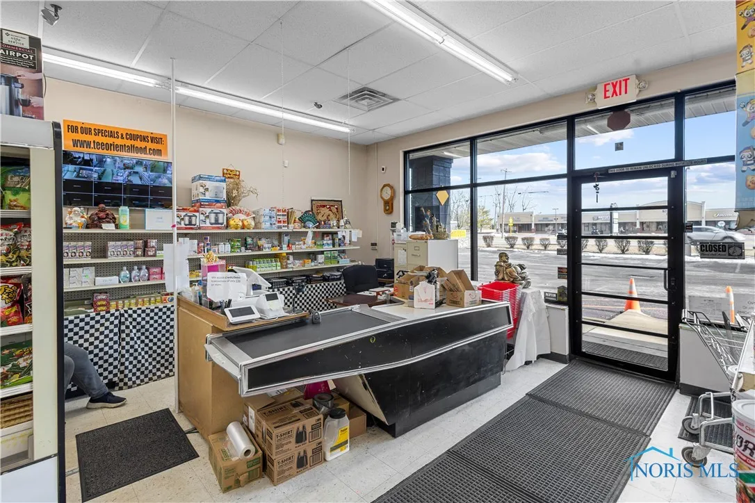 1101 N Mccord Road, Toledo, Ohio 43615, ,Commercial Sale,For Sale,Mccord,6125545