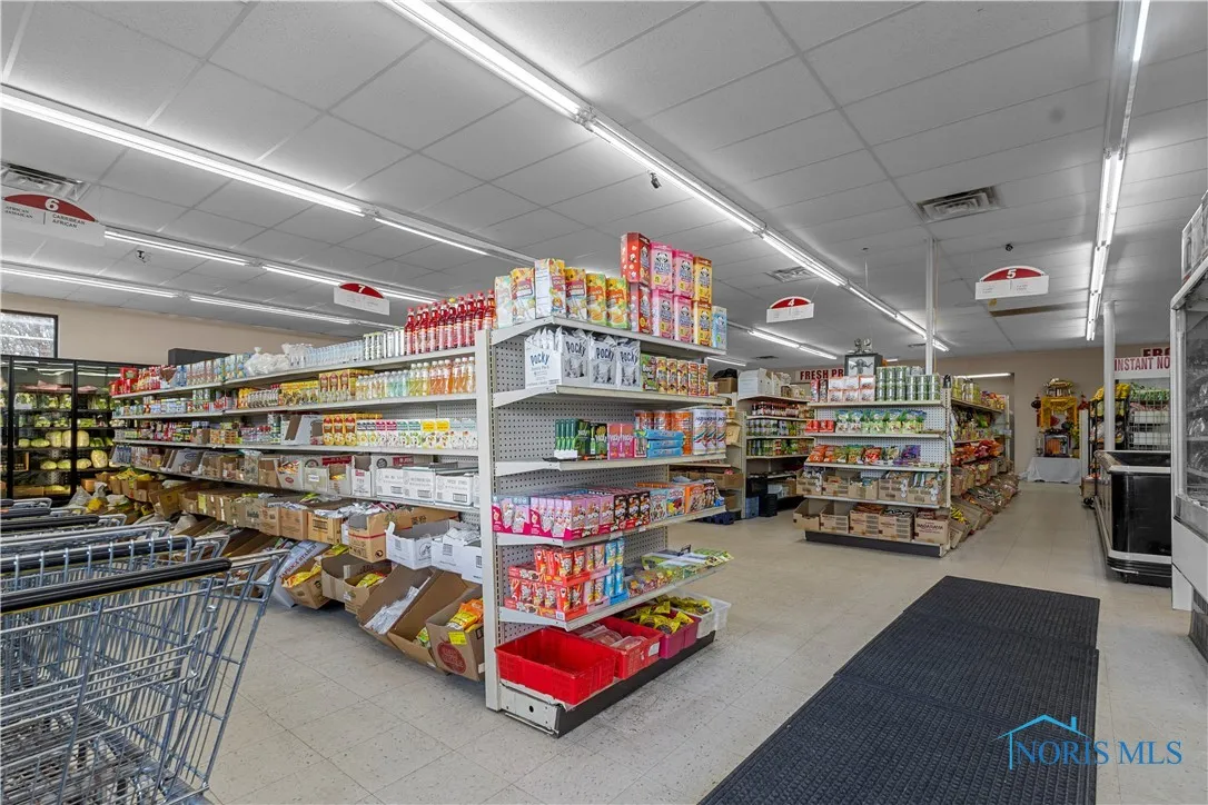 1101 N Mccord Road, Toledo, Ohio 43615, ,Commercial Sale,For Sale,Mccord,6125545