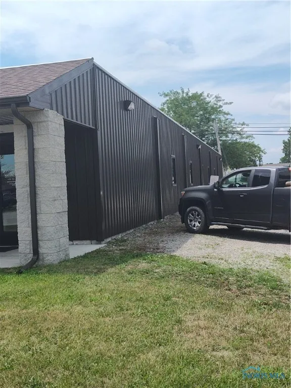 2716 N Main Street, Findlay, Ohio 45840, ,Commercial Sale,For Sale,Main,6126146