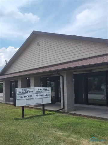 2716 N Main Street, Findlay, Ohio 45840, ,Commercial Sale,For Sale,Main,6126146