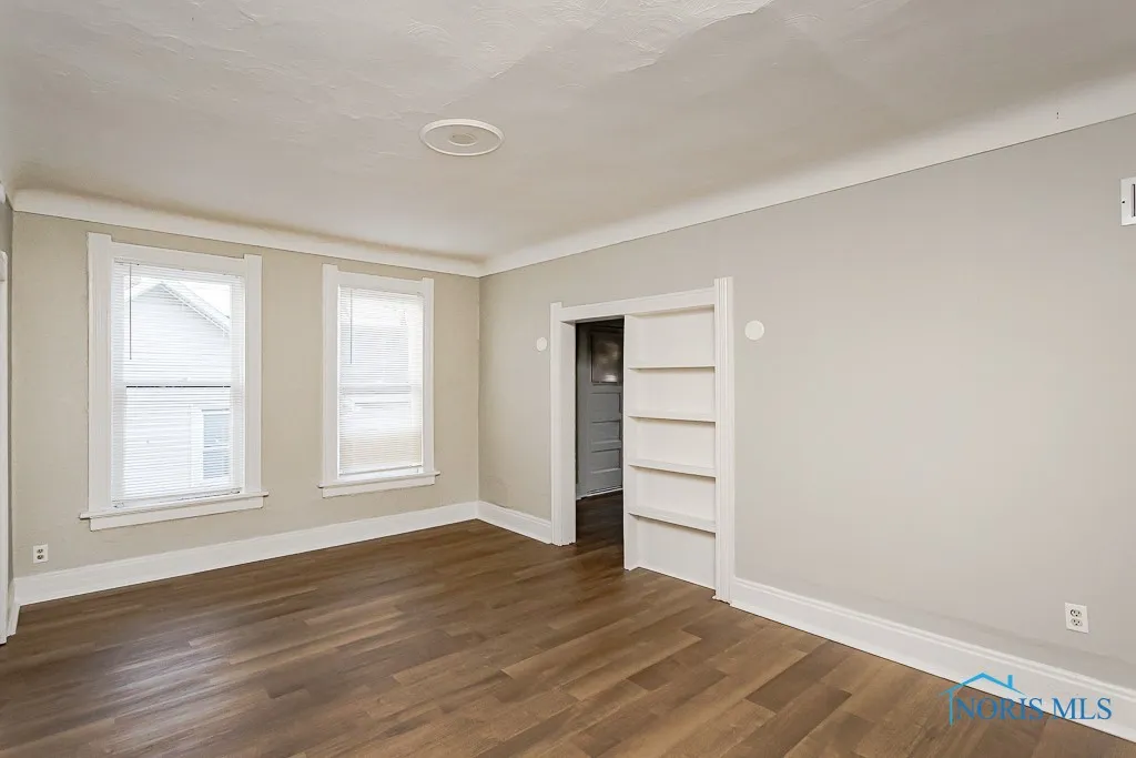 624 Bush Street Lwr, Toledo, Ohio 43604, 1 Bedroom Bedrooms, ,1 BathroomBathrooms,Residential Lease,For Rent,Bush,6126206