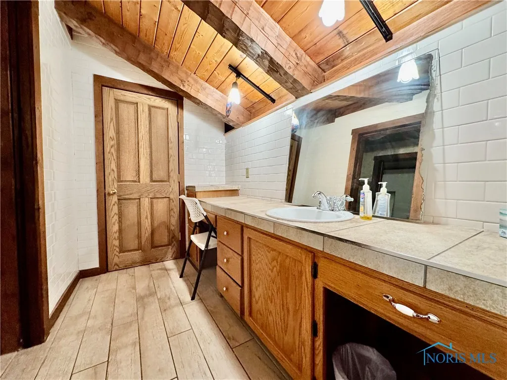 3190 Road 204, Antwerp, Ohio 45813, 3 Bedrooms Bedrooms, 9 Rooms Rooms,2 BathroomsBathrooms,Residential,For Sale,Road 204,6126386