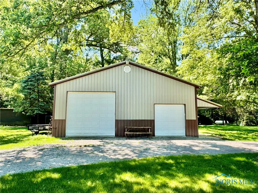 3190 Road 204, Antwerp, Ohio 45813, 3 Bedrooms Bedrooms, 9 Rooms Rooms,2 BathroomsBathrooms,Residential,For Sale,Road 204,6126386