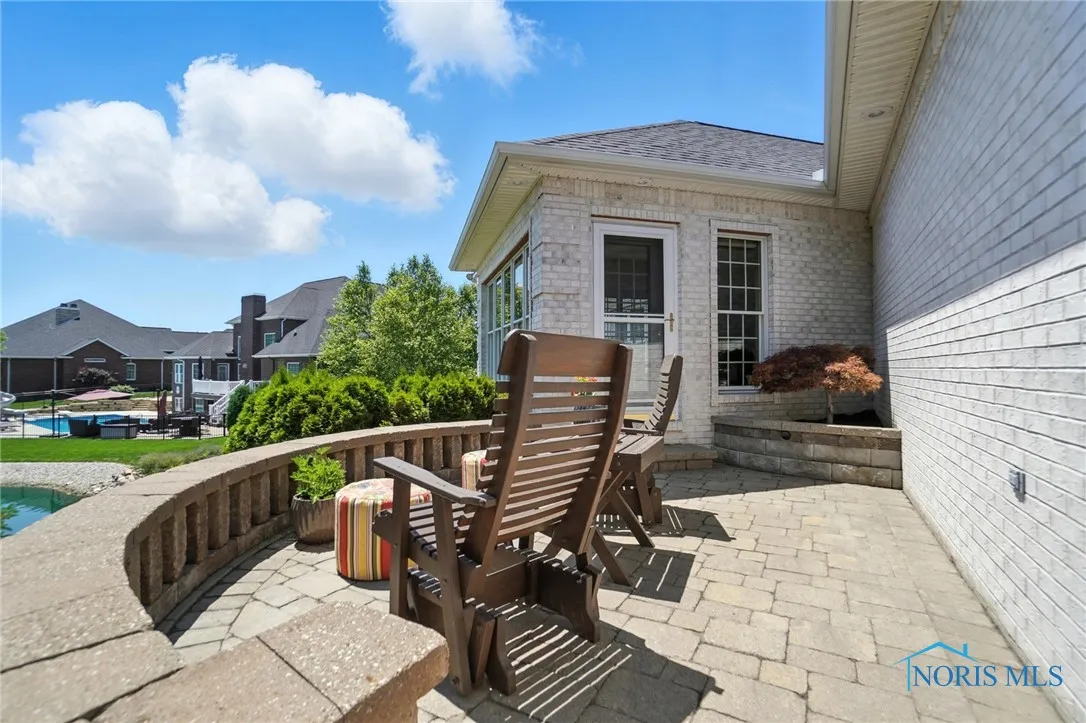 6535 Silver Lake Drive, Findlay, Ohio 45840, 4 Bedrooms Bedrooms, 10 Rooms Rooms,5 BathroomsBathrooms,Residential,For Sale,Silver Lake,6126951