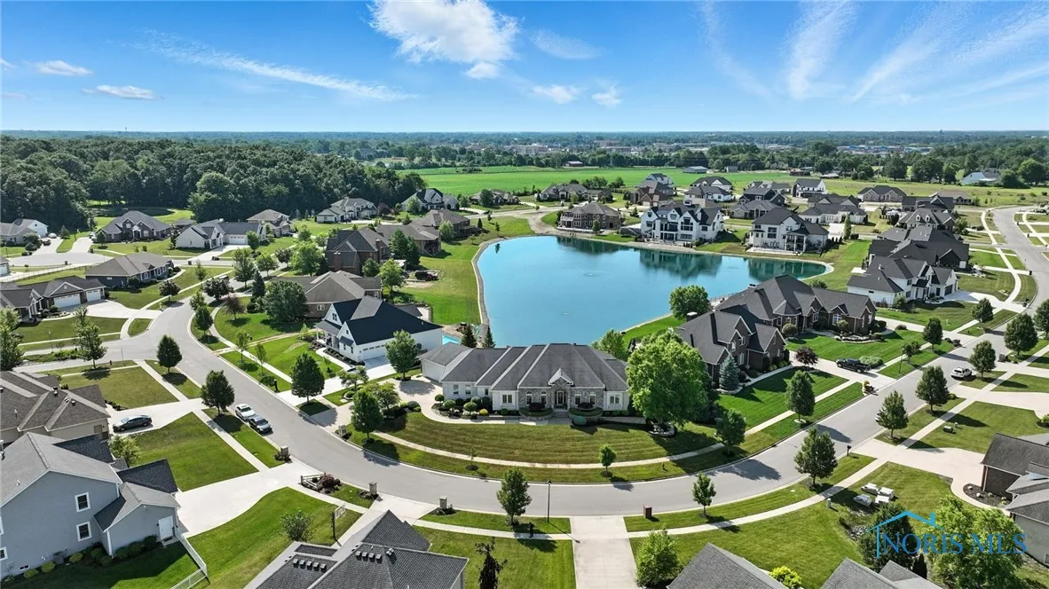 6535 Silver Lake Drive, Findlay, Ohio 45840, 4 Bedrooms Bedrooms, 10 Rooms Rooms,5 BathroomsBathrooms,Residential,For Sale,Silver Lake,6126951