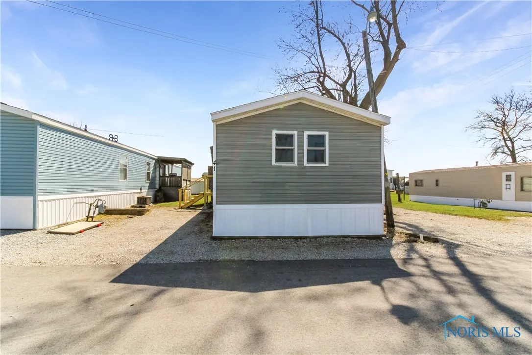 265 S Meachem Road 41, Port Clinton, Ohio 43452, 3 Bedrooms Bedrooms, 7 Rooms Rooms,2 BathroomsBathrooms,Residential,For Sale,Meachem,6127664