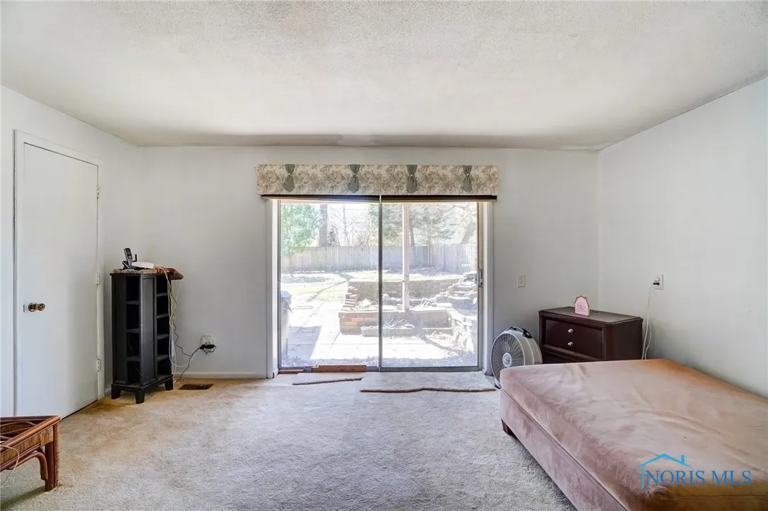 5021 Rudgate Boulevard, Toledo, Ohio 43623, 4 Bedrooms Bedrooms, 9 Rooms Rooms,4 BathroomsBathrooms,Residential,For Sale,Rudgate,6127701