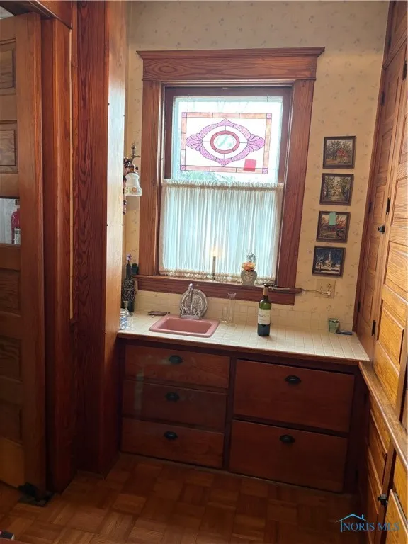 421 Farnsworth Road, Waterville, Ohio 43566, 5 Bedrooms Bedrooms, 9 Rooms Rooms,2 BathroomsBathrooms,Residential,For Sale,Farnsworth,6127702