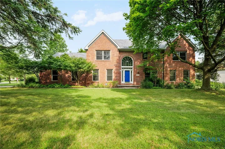 276 Blue Harbor Court, Perrysburg, Ohio 43551, 4 Bedrooms Bedrooms, 12 Rooms Rooms,4 BathroomsBathrooms,Residential,For Sale,Blue Harbor,6127896