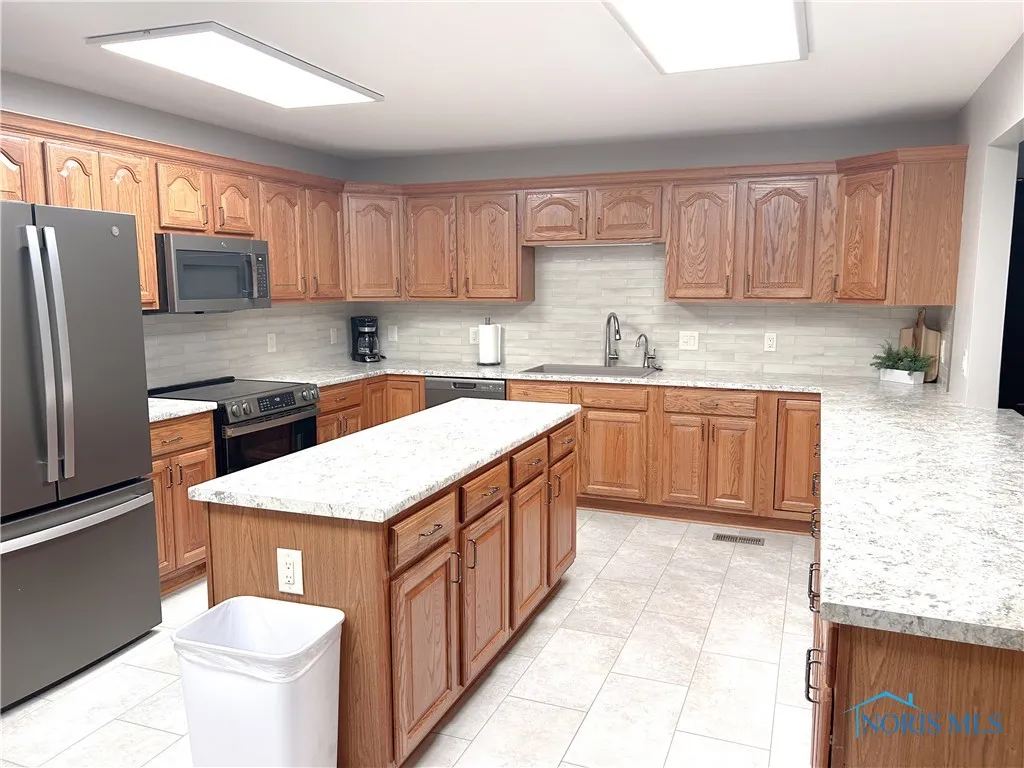 12783 Road 82 10, Paulding, Ohio 45879, 2 Bedrooms Bedrooms, ,1 BathroomBathrooms,Residential,For Sale,Road 82,6127921