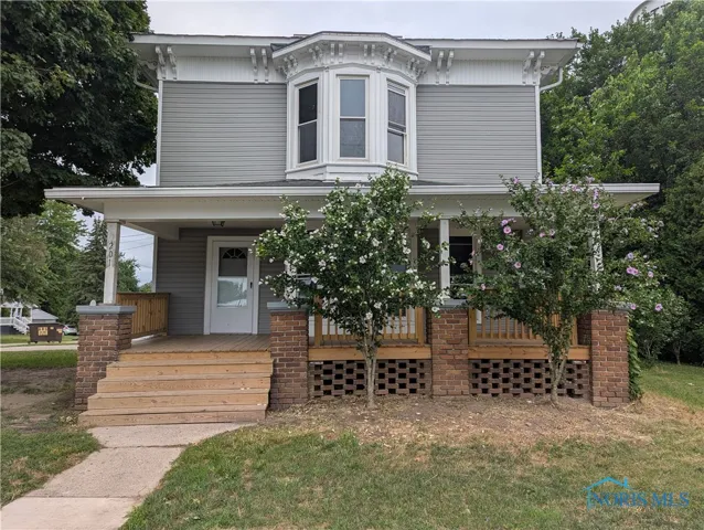 201 E Spring Street, Fayette, Ohio 43521, ,Residential Income,For Sale,Spring,6127875