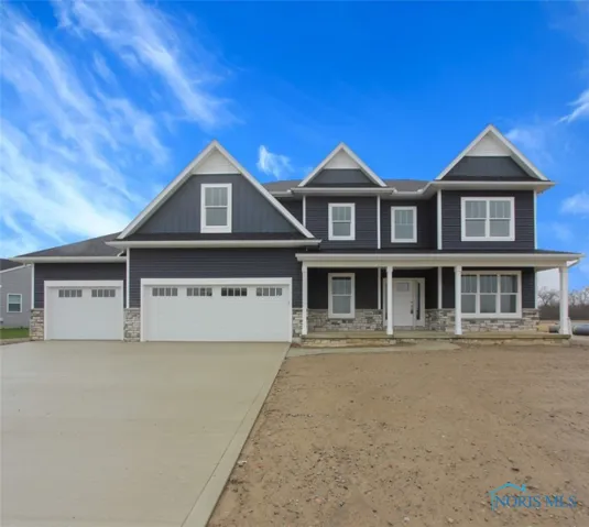 3808 Ten Mile Creek Dr Drive, Sylvania, Ohio 43560, 4 Bedrooms Bedrooms, 9 Rooms Rooms,3 BathroomsBathrooms,Residential,For Sale,Ten Mile Creek Dr,6128081