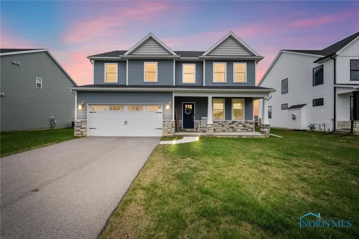 148 Valley Hall Drive, Perrysburg, Ohio 43551, 4 Bedrooms Bedrooms, 7 Rooms Rooms,3 BathroomsBathrooms,Residential,For Sale,Valley Hall,6128294