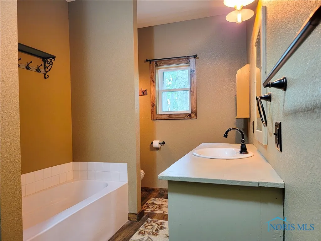 1673 Evan Drive, Defiance, Ohio 43512, 3 Bedrooms Bedrooms, 8 Rooms Rooms,3 BathroomsBathrooms,Residential,For Sale,Evan,6128608